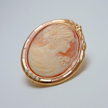 "Profile of a Lady" Cameo: Timeless Elegance