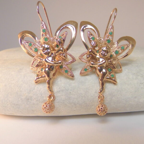 Cupid earrings: a classic revisited
