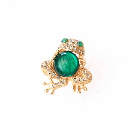 Elegant green frog ring: original design