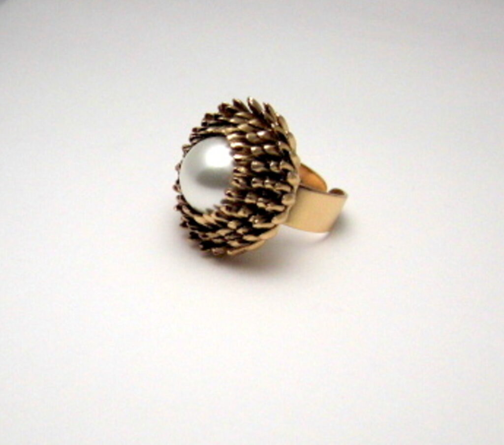 Anello Maxi Fiore Dalia Vintage con Perla d'Imitazione