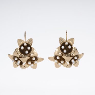 “Triumph of Lilies” Earrings: Pearls and Vintage Charm