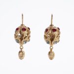 Ball earrings with crystals