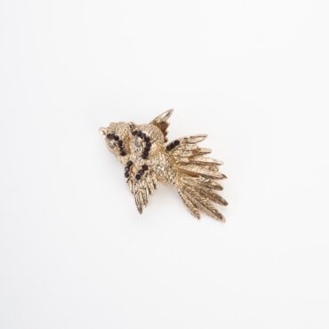 Brooch with swallows