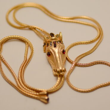 Collier saliscendi con testa di cavallo in oro 14K artigianato fiorentino.