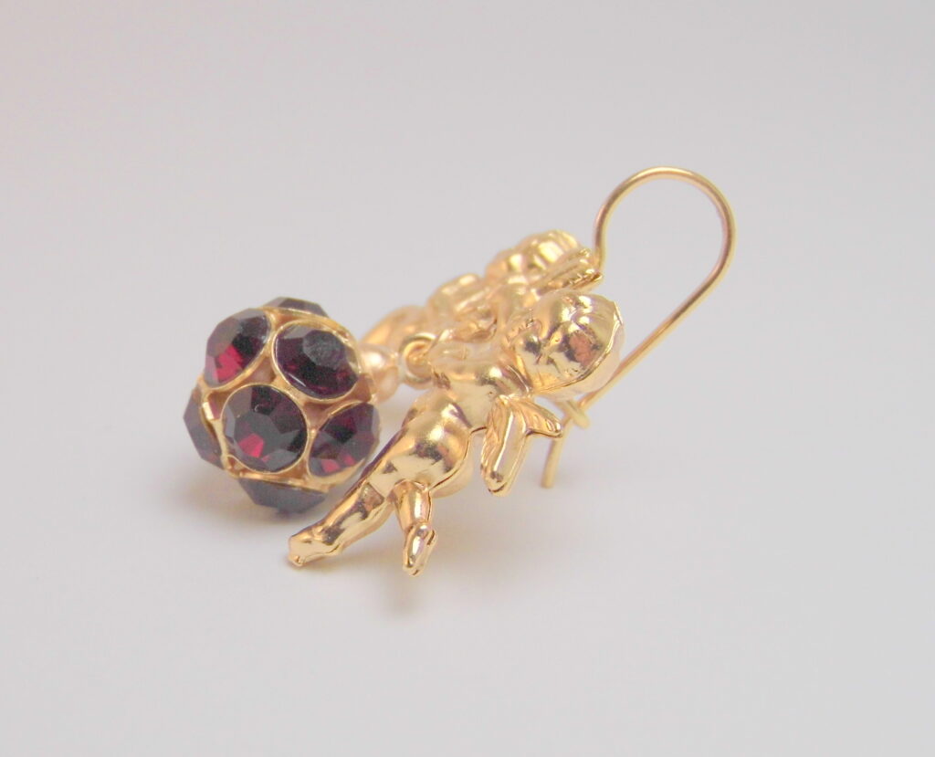 Golden Angels Earrings: A Romantic Dream