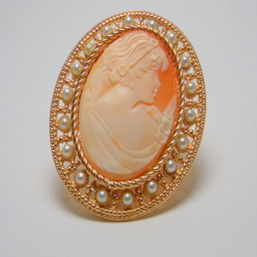 Spilla Cammeo foto Life Stile.