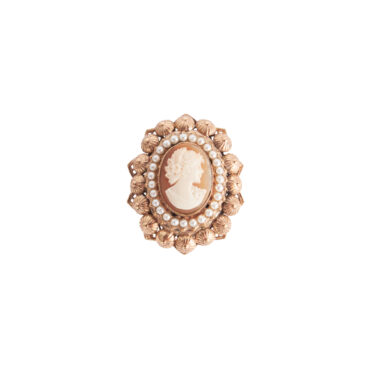 Adjustable cameo ring with imitation pearls