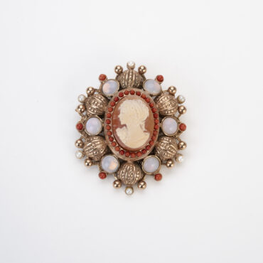 Brooch Pendant Cameo Coral Crystals