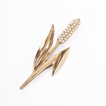 "Golden Roots" ear of corn pin