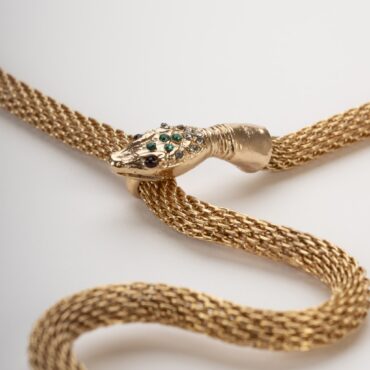 Viper Necklace: Wild Elegance