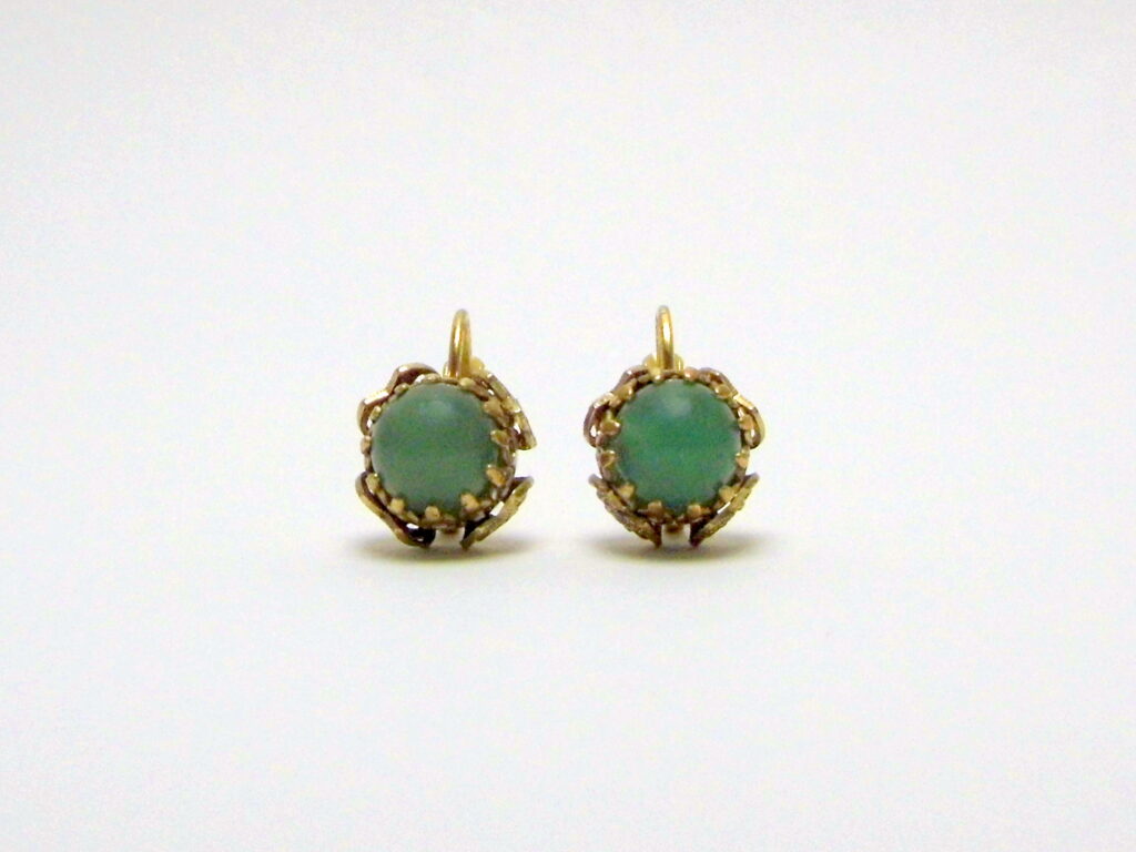 Bourbon Style Earrings with Avventurine: Elegance of yesteryear