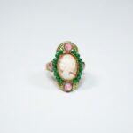 Anello artigianale "Splendore di corte" con cammeo e avventurina