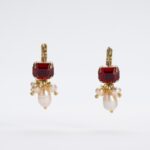 Eleganti orecchini "Splendore di corte" con perle e cristalli