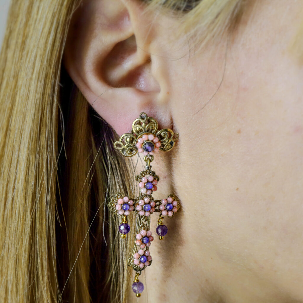Orecchini Croce Barocca Ametista & Corallo Rosa