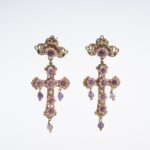 Orecchini Croce Barocca Ametista & Corallo Rosa
