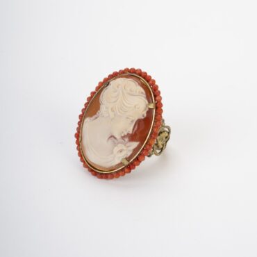 A Touch of Ancient Royalty: Ring with Cameo