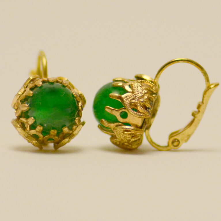 Orecchini Pendenti Borbonici Agata Verde, Ottone Anticato, Stile Vittoriano. Gioiello fatto a mano in Italia.