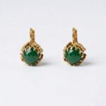 Bourbon Style Earrings with Green Agate: Elegance of yesteryear