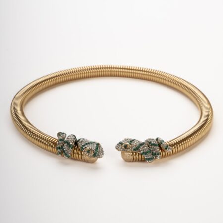 Collana Torque Serpente Reale in Oro 14KT vista frontale - Sfilata Milano 2025.