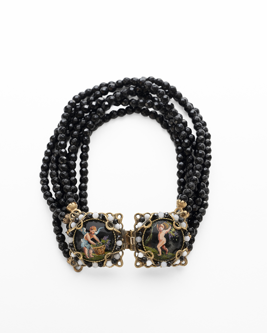 Bracciale borbonico multifilo in onice nera con miniature dipinte a mano amorini pompeiani Riflessi di un tempo