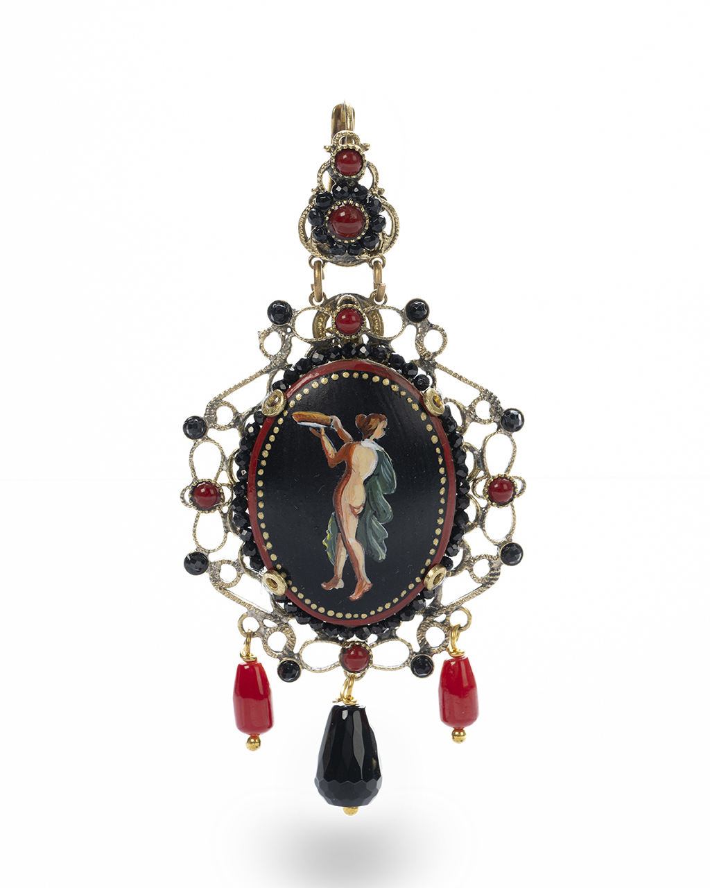 dettaglio-miniatura-baccante-drappeggio-verde-pittura-artigianale