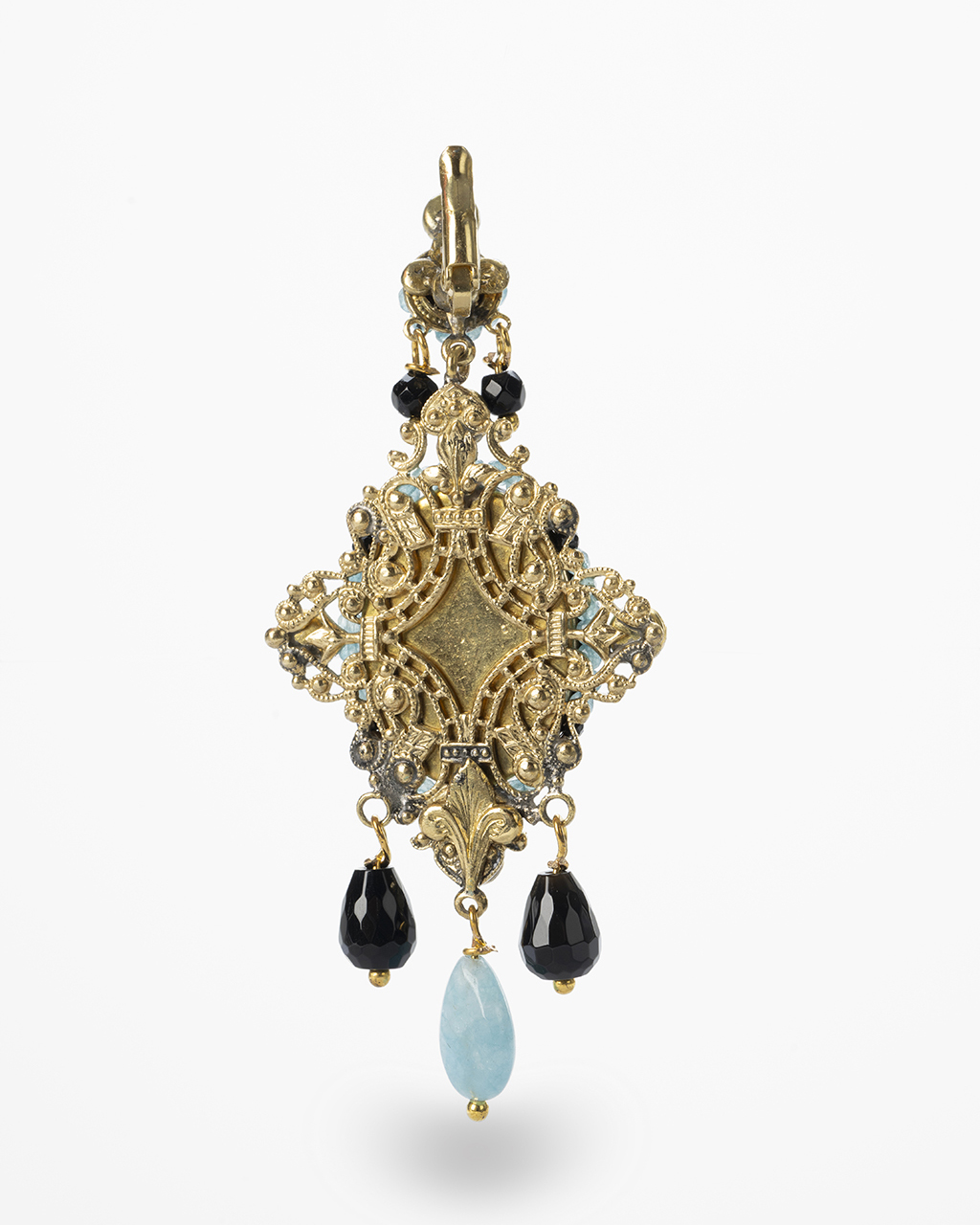 Retro orecchino borbonico in filigrana di ottone con saldature in argento fatte a mano